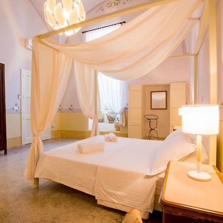 Palazzo Ashian Bed & Breakfast Presicce Bagian luar foto