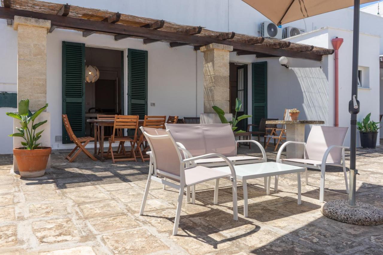 Palazzo Ashian Bed & Breakfast Acquarica del Capo Bagian luar foto