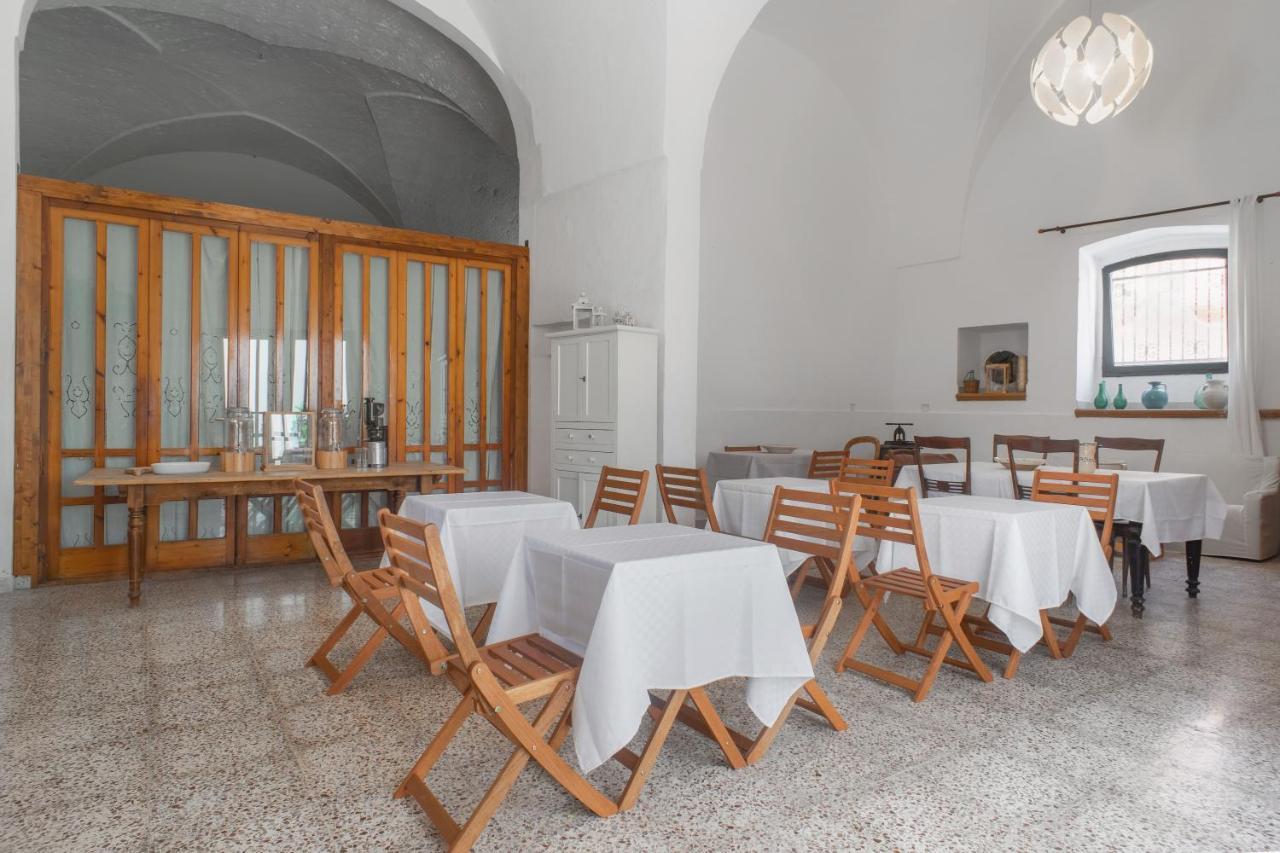Palazzo Ashian Bed & Breakfast Acquarica del Capo Bagian luar foto