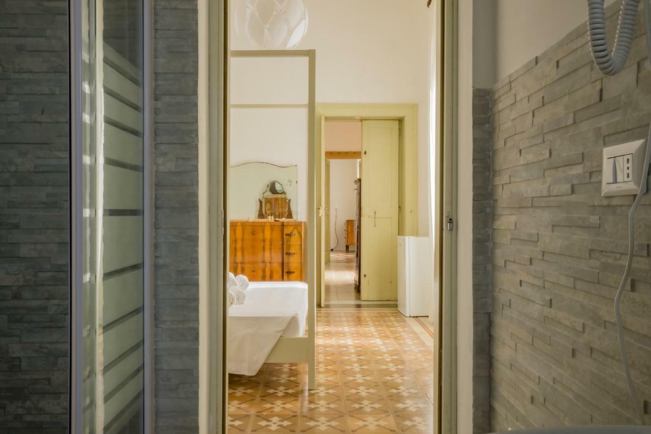Palazzo Ashian Bed & Breakfast Acquarica del Capo Bagian luar foto