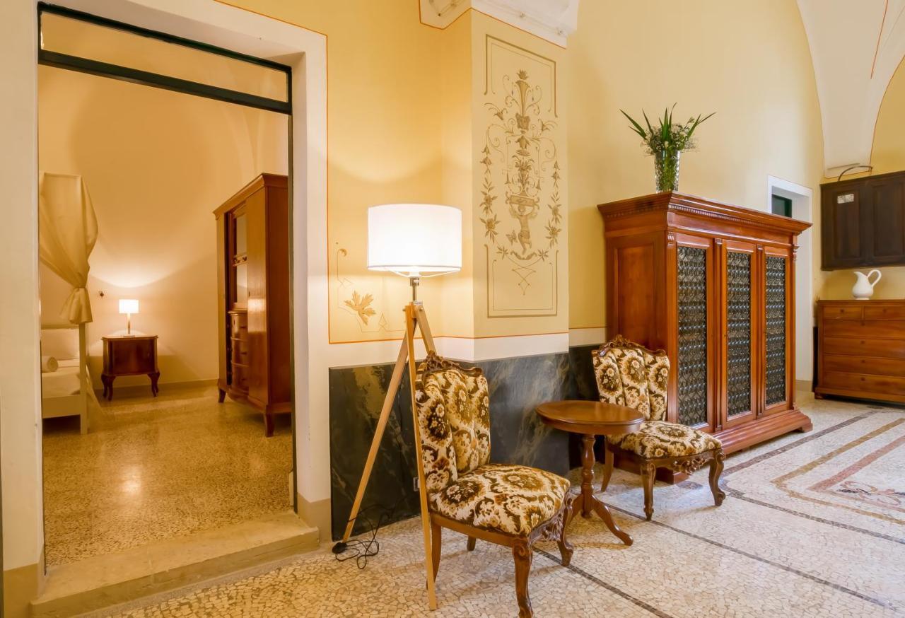 Palazzo Ashian Bed & Breakfast Acquarica del Capo Bagian luar foto