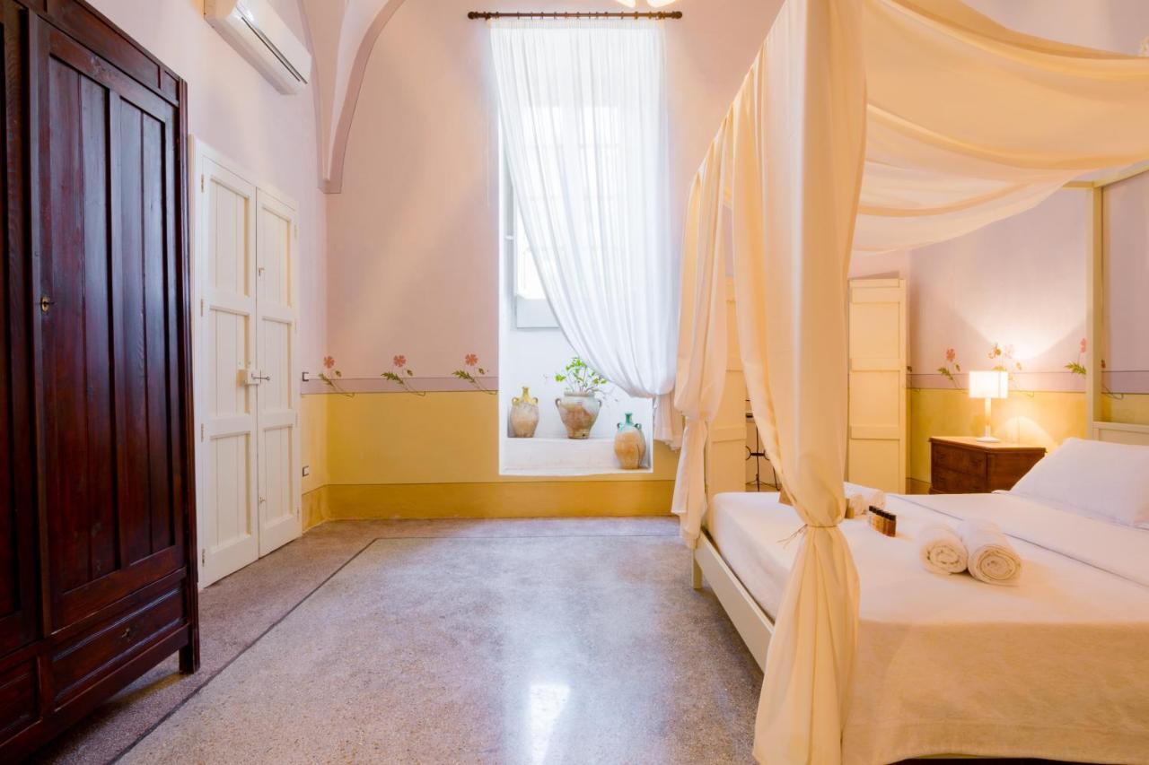 Palazzo Ashian Bed & Breakfast Acquarica del Capo Bagian luar foto