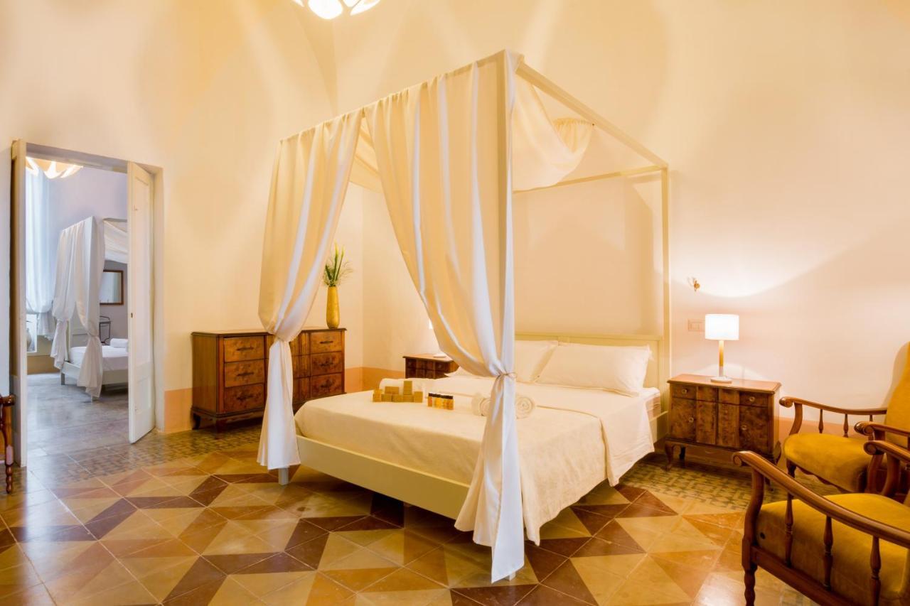 Palazzo Ashian Bed & Breakfast Acquarica del Capo Bagian luar foto